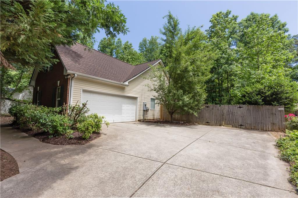 5533 Rose Ridge Court
