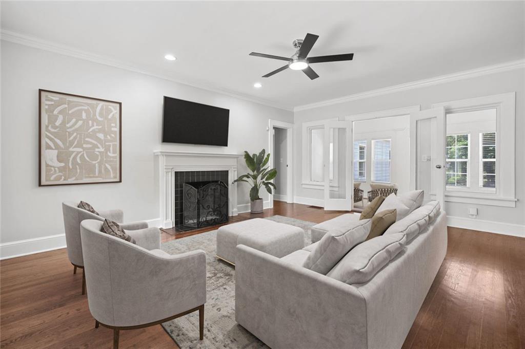 2830 Alston Drive SE