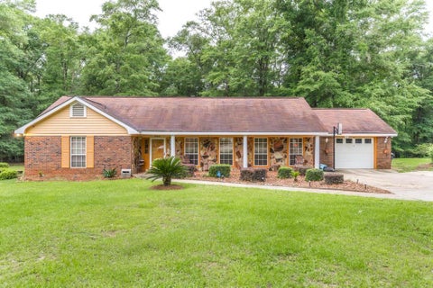Homes For Sale - 2002 Hickory Drive<br/> Americus, GA 31719