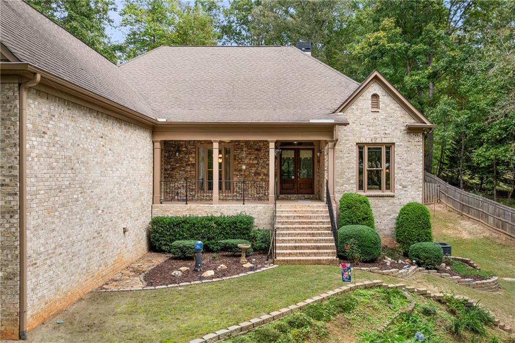 1567 Thompson Road
