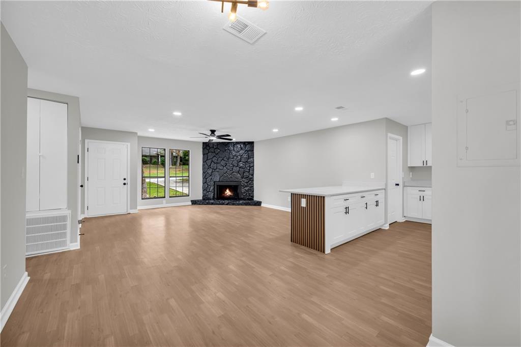 1829 Herringbone Hollow, Lithonia, Georgia image 7