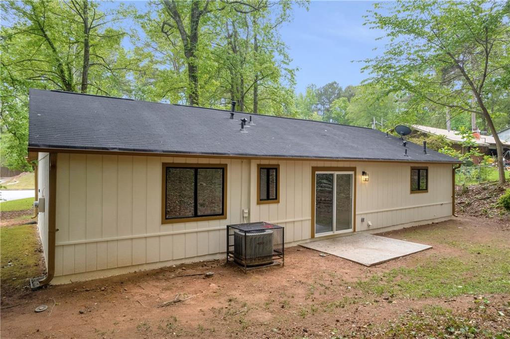 1829 Herringbone Hollow, Lithonia, Georgia image 19