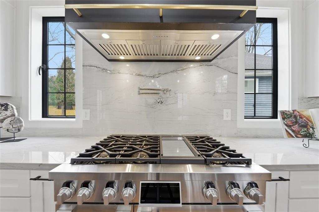 1385 Sylvan Circle NE