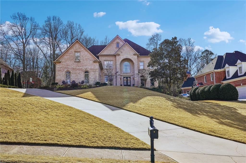 10235 Worthington Manor, Suwanee, Georgia image 4