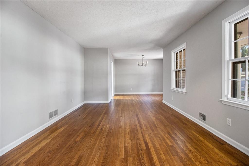 4204 Williamsburg Drive