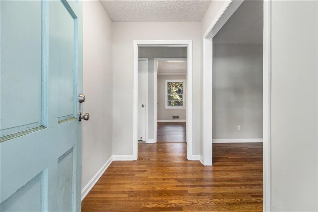 4204 Williamsburg Drive