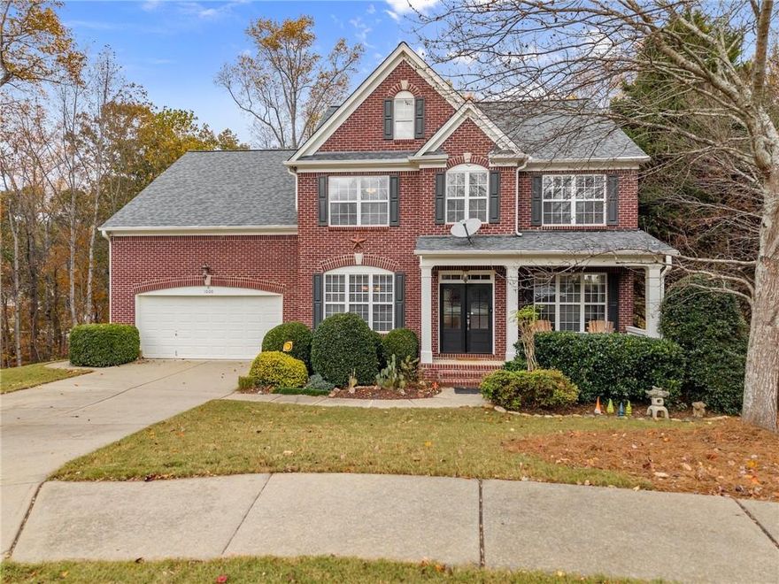 Welcome to 1000 Island Bluff Lane in beautiful Buford, GA! This stunning home is perfectly situated on a quiet cul-de-sac lot just a short walk to both the lake and the river, offering the best of convenience and outdoor living.
Featuring four spacious bedrooms and an open-concept floor plan, this home is designed for comfort and entertaining. The two-story family room fills the space with natural light, creating a warm and inviting atmosphere. The fully finished basement adds valuable additional living space. Don’t miss out on this incredible opportunity—schedule your showing today!