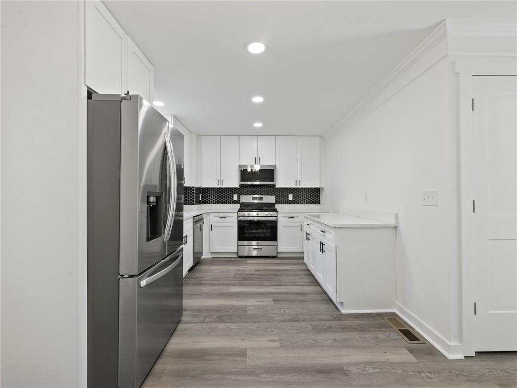 3563 Denby Drive, Snellville, Georgia image 32