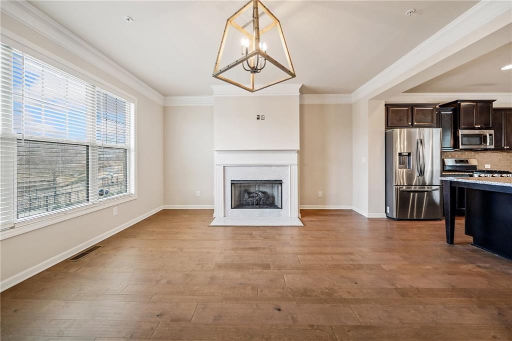 6404 Brookside Boulevard SE