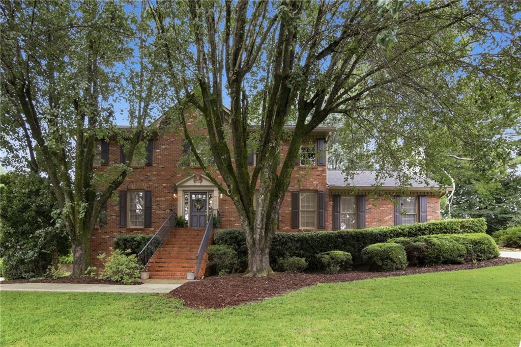 4300 Valleycrest Court