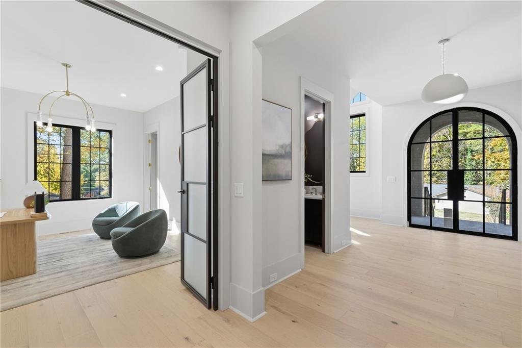 5845 Greenbrier Road