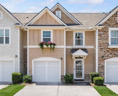 Townhouse For Sale - 1959 Lakeshore Overlook Circle<br/> Kennesaw, GA 30152