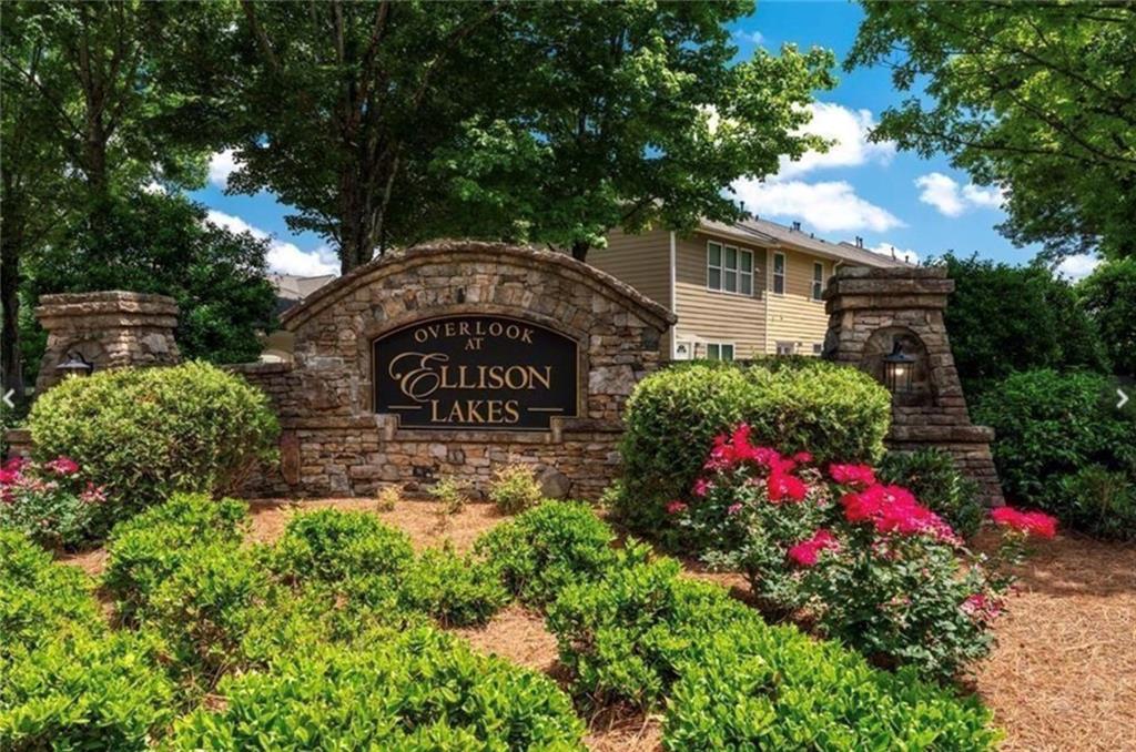 1959 Lakeshore Overlook Circle NW