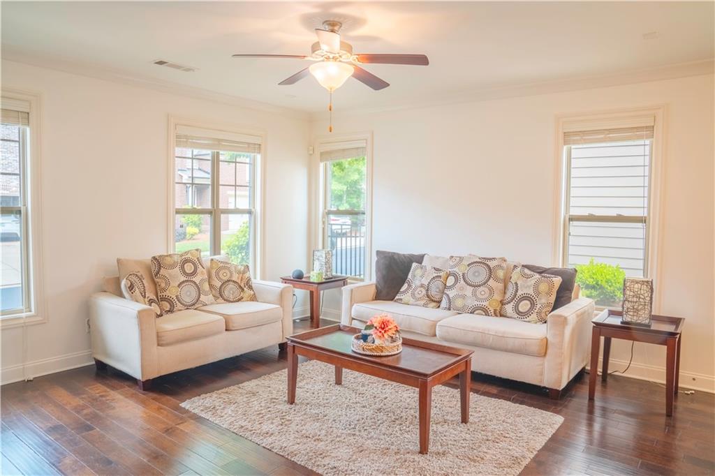4448 Tacoma Trace, Suwanee, Georgia image 12