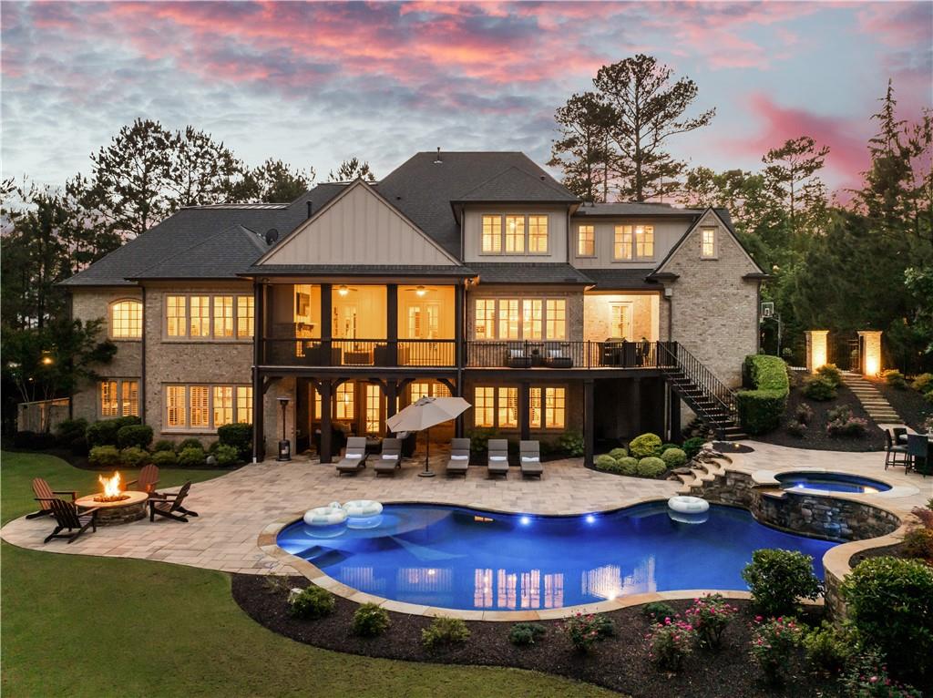 670 Trinity Place