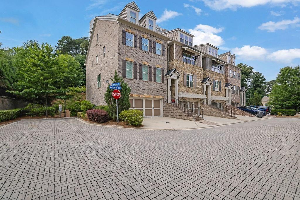 3279 Matthewson Way