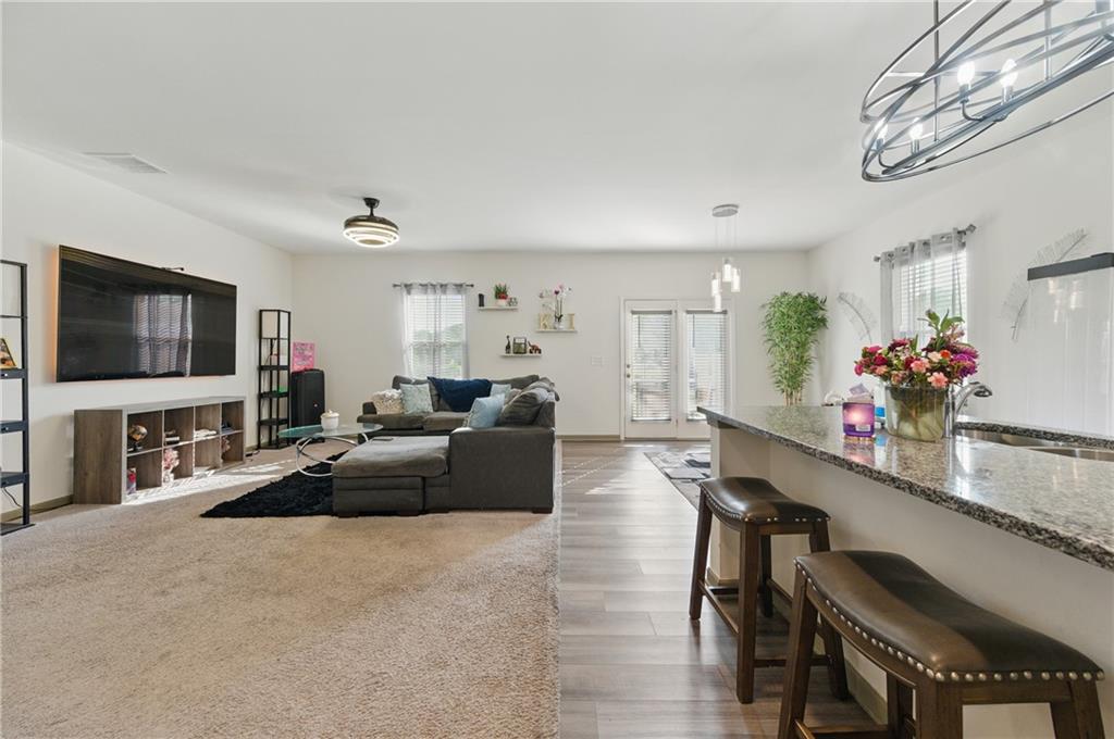 55 Knightsbridge Lane