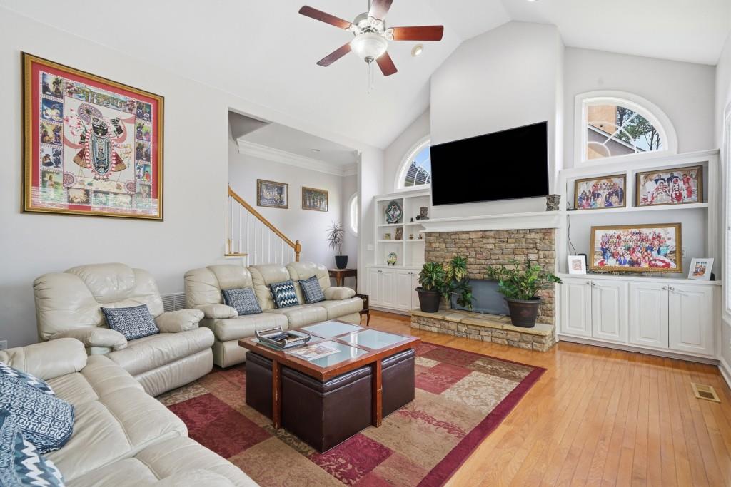 813 Black Diamond Drive