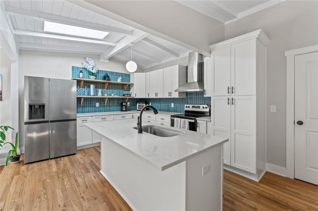 2061 Shady Lane