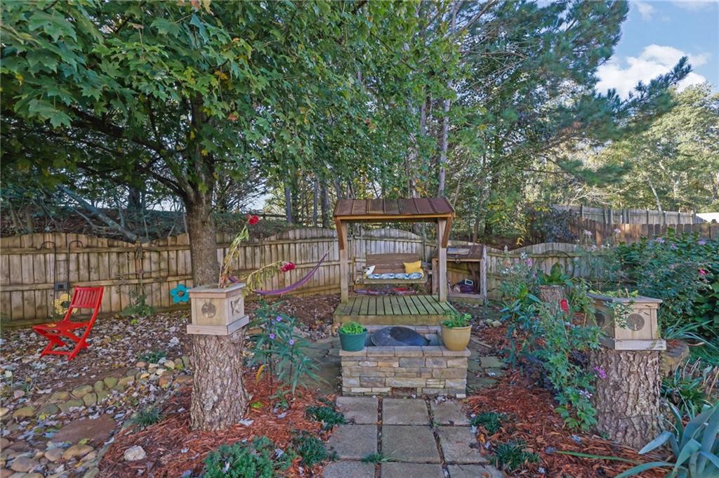 Hopewell Manor - Residential