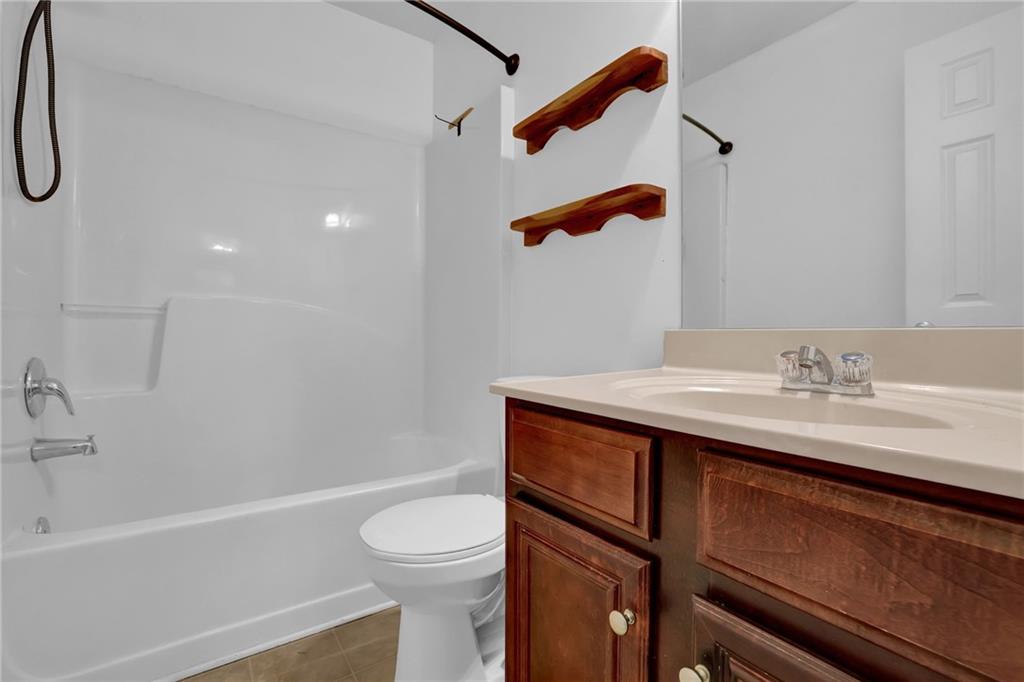 Hopewell Manor - Residential