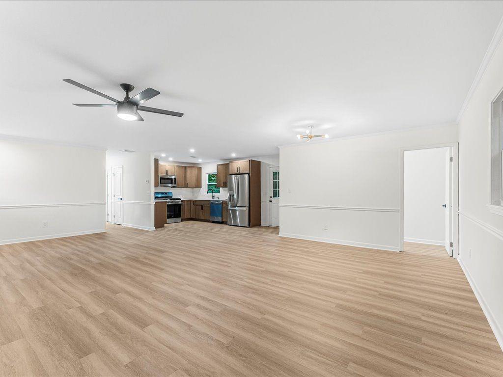 2092 Redbud Court SW
