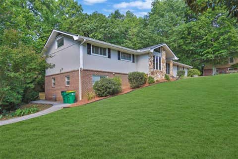 Homes For Sale - 3847 Viking Court<br/> Atlanta, GA 30360