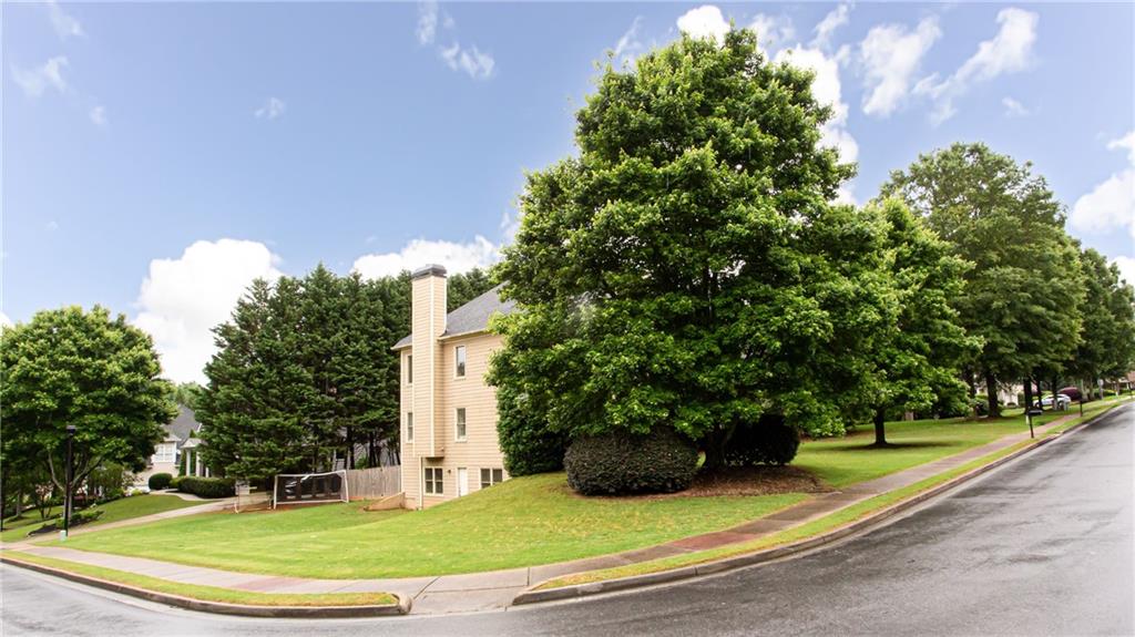 4045 Hillcrest View Court