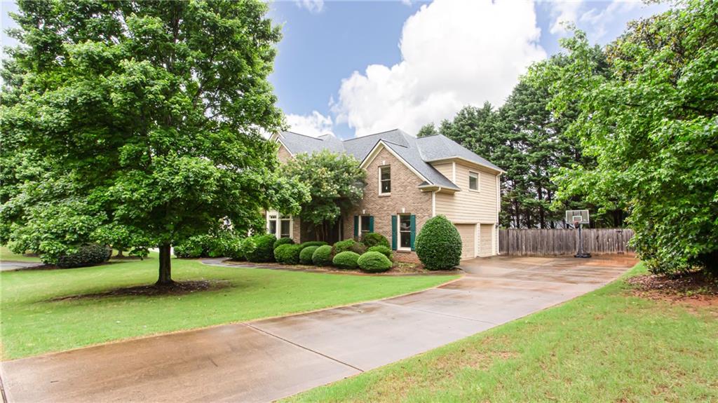 4045 Hillcrest View Court