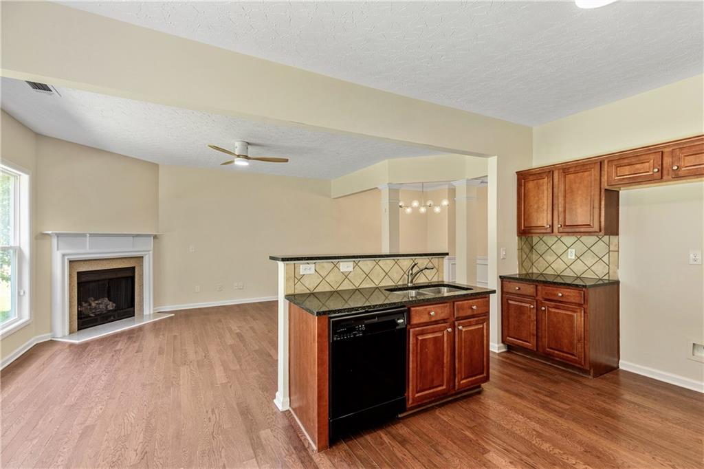 7705 Bellmist Drive, Fairburn, Georgia image 12