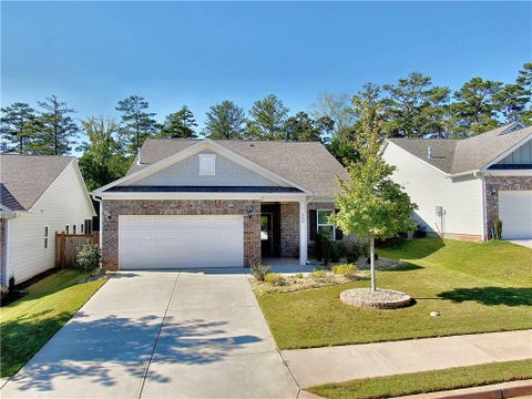 Homes For Sale - 129 Park Lane<br/> Fairburn, GA 30213