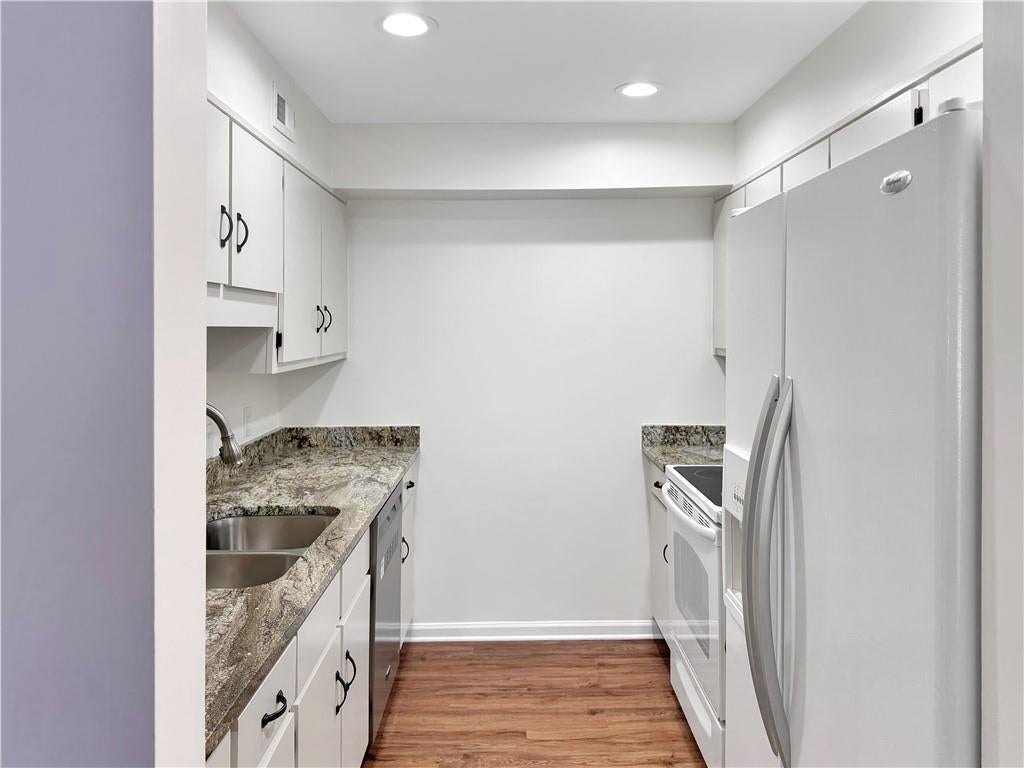475 Mount Vernon Highway NE C131