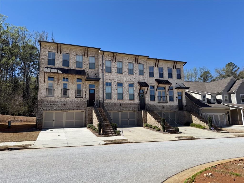 683 Avondale Creek