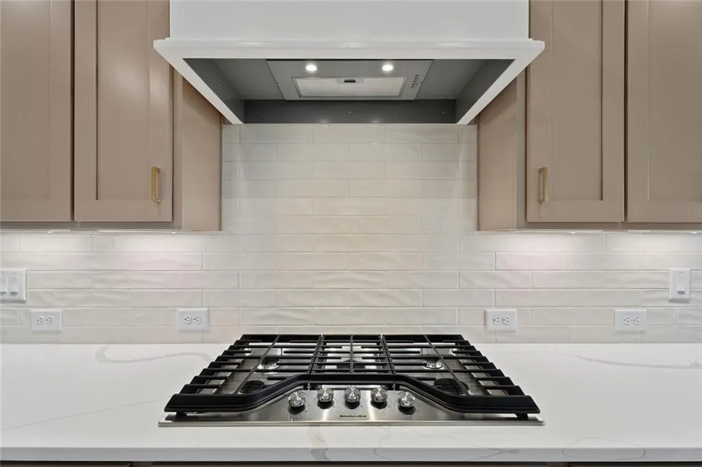 Gainesville, Georgia 30506, United States, 5 Bedrooms Bedrooms, ,5 BathroomsBathrooms,Residential,Active,176281