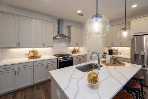 1003 Crown Oak Street 43 Johns Creek GA 30022