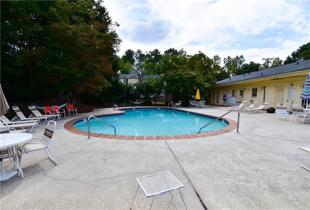 6500 Gaines Ferry Rd Rd #G2, Flowery Branch, Georgia image 40