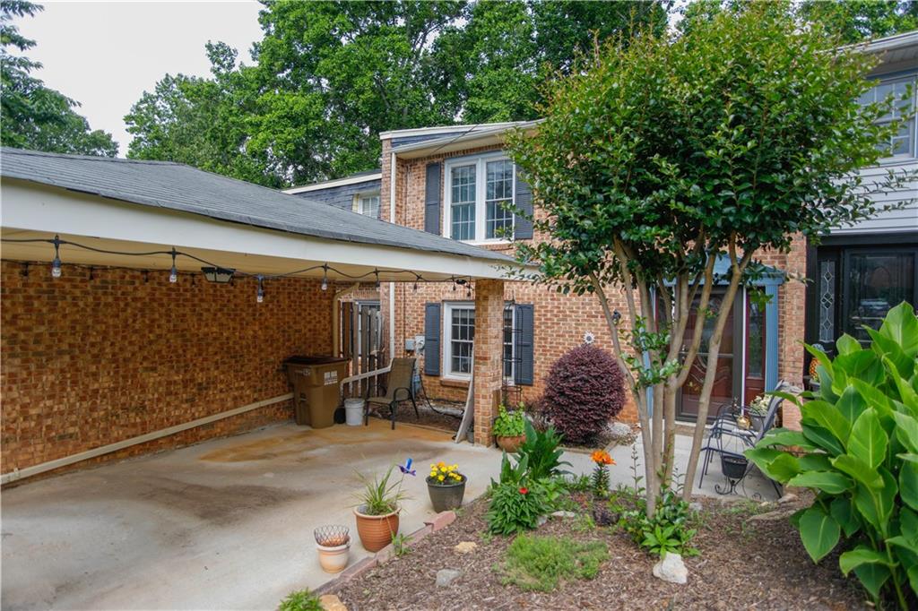 6500 Gaines Ferry Rd Rd #G2, Flowery Branch, Georgia image 3