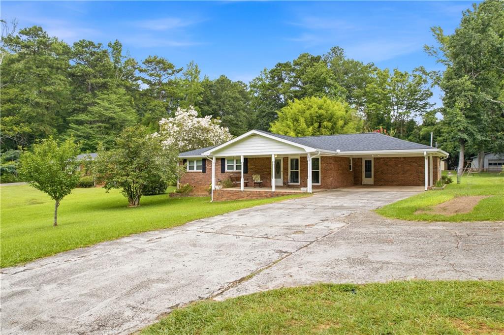 1590 Old Alabama Road