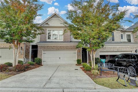 Townhouse For Sale - 11619 Davenport Lane<br/> Alpharetta, GA 30005