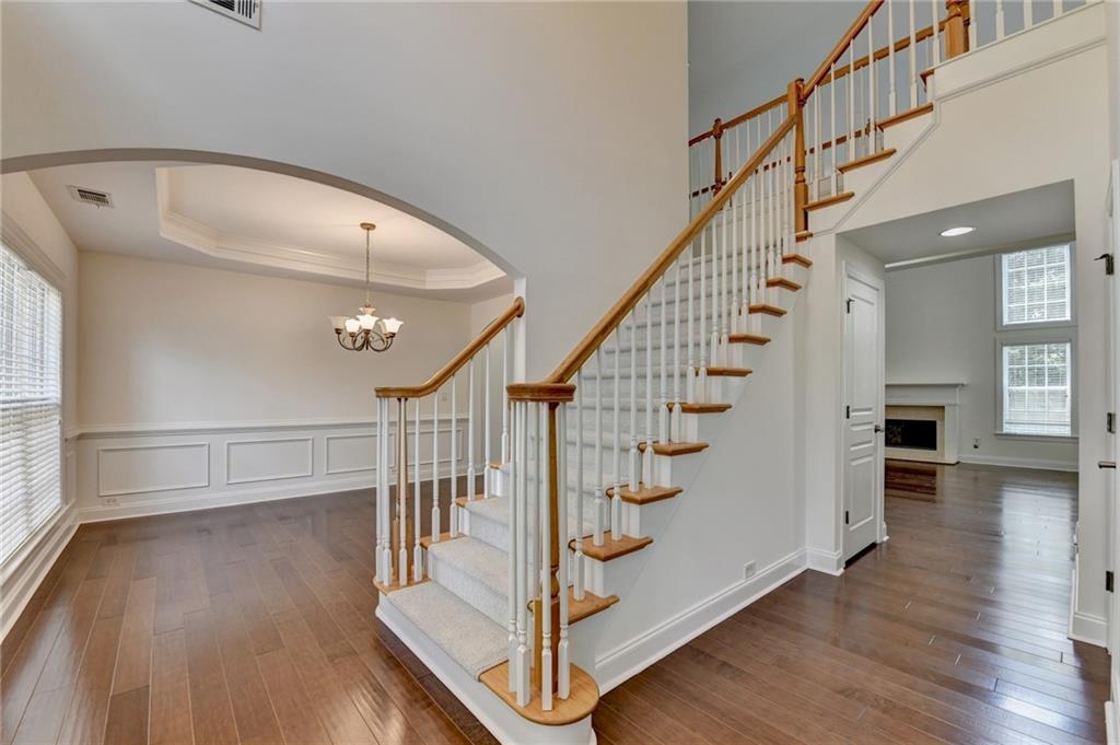 5485 SANDSTONE Court