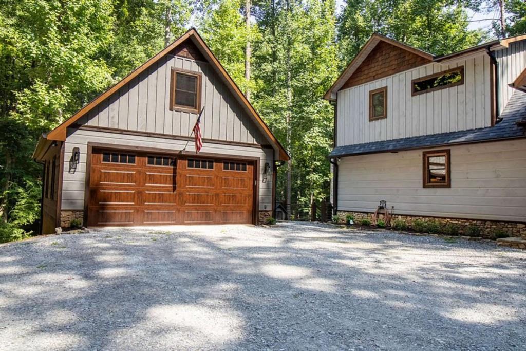 142 Timber Ridge Road