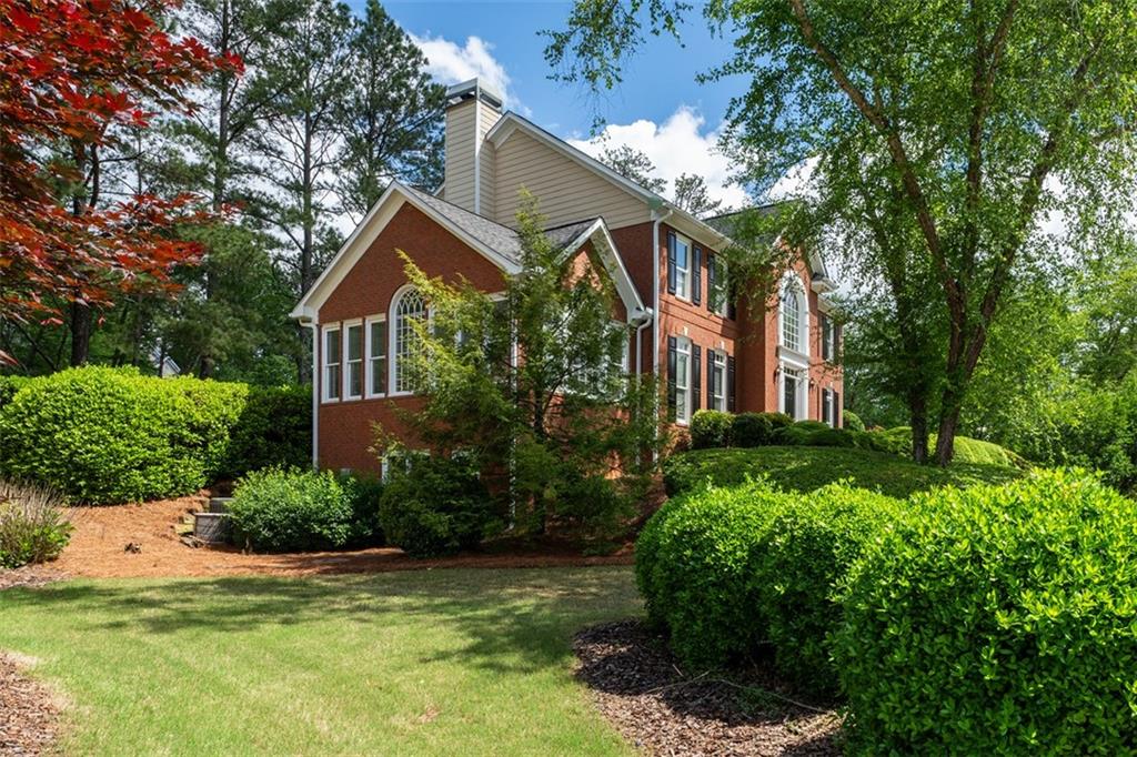 772 Vinings Estates Drive SE