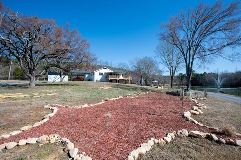A home in Calhoun