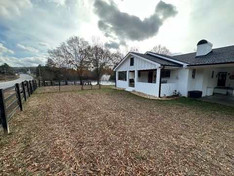 A home in Calhoun