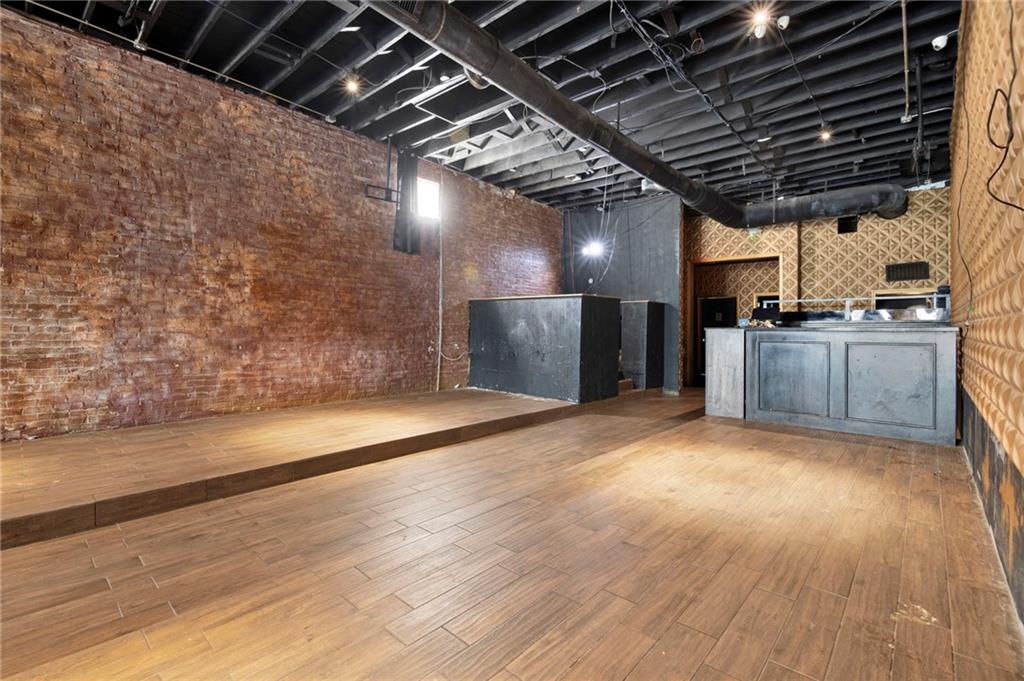 257 Trinity Avenue SW