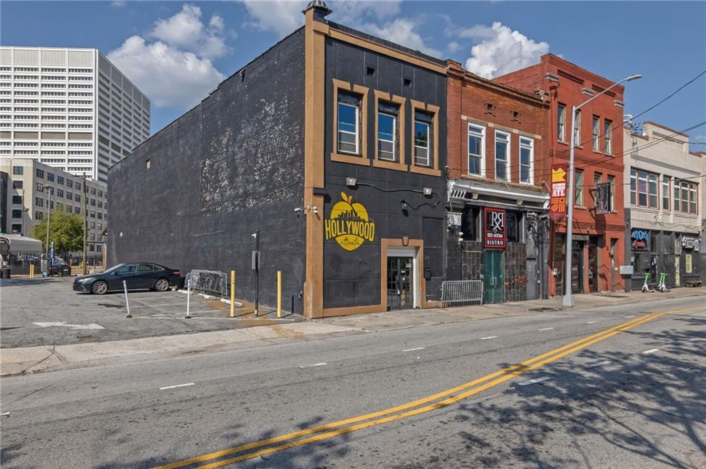 257 Trinity Avenue SW