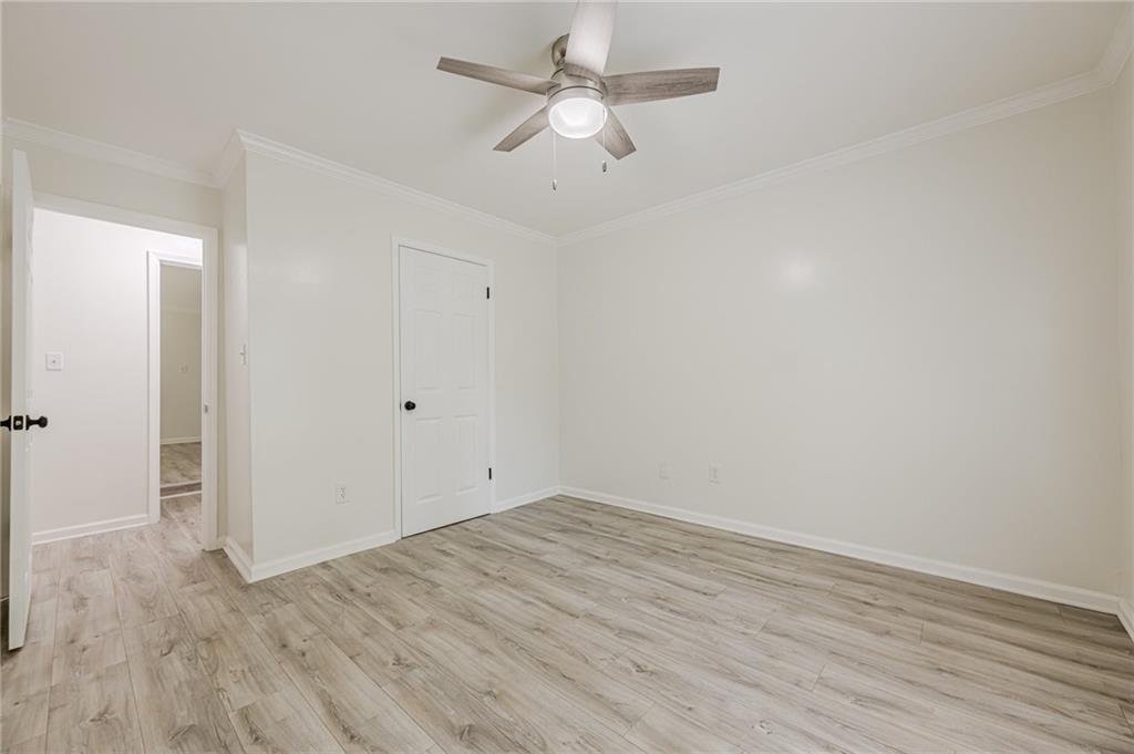 9985 Lake Forest Way, Roswell, Georgia image 24