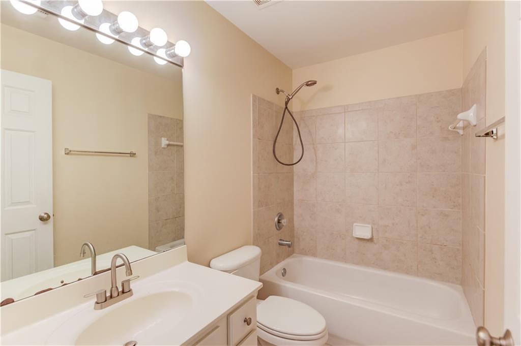 2033 Fosco Drive, Duluth, Georgia image 28