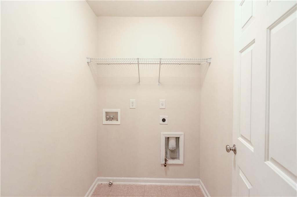 2033 Fosco Drive, Duluth, Georgia image 31
