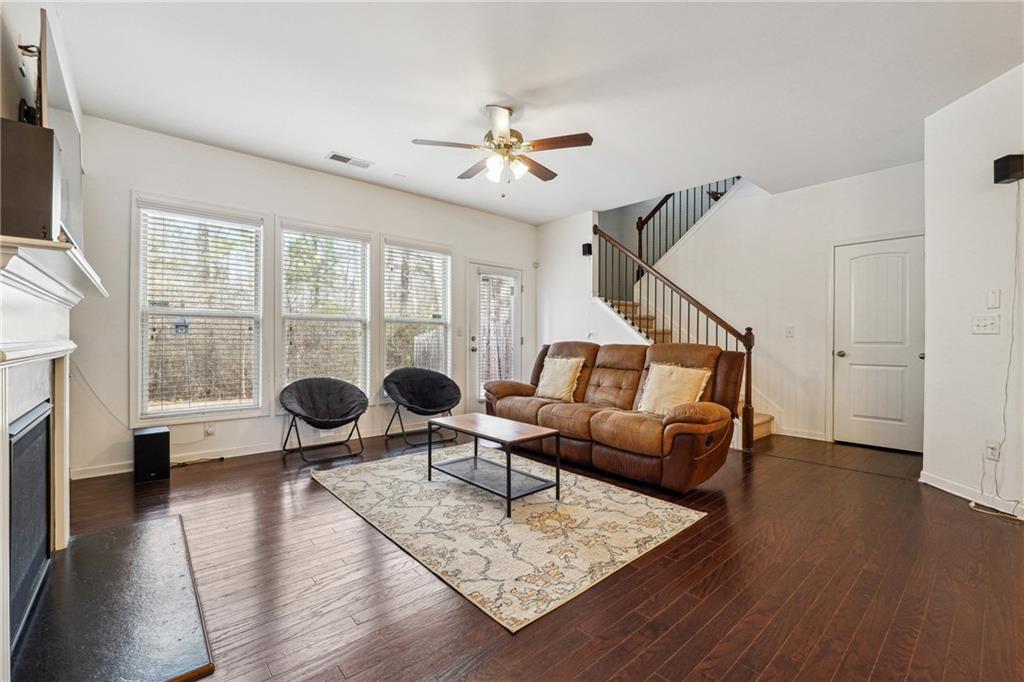 1425 Hampton Oaks Drive, Alpharetta, Georgia image 9